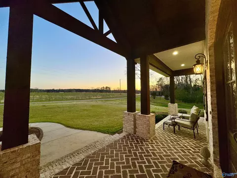 347 Mapleton Dr, Hamilton, AL 35570 photo 6