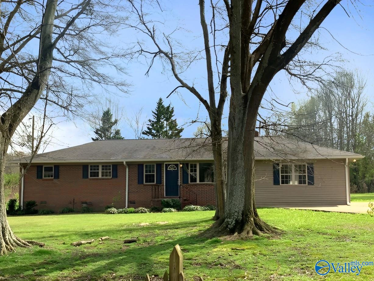 140 Snuffy Rd