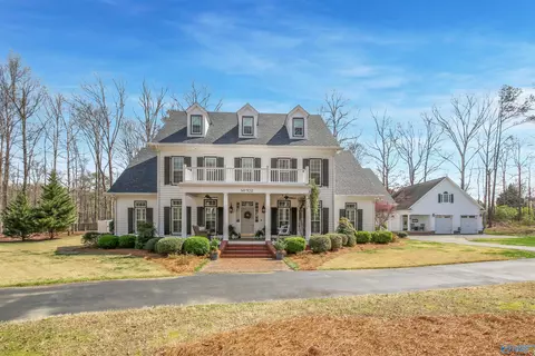 702 10th St, Arab, AL 35016 photo 1