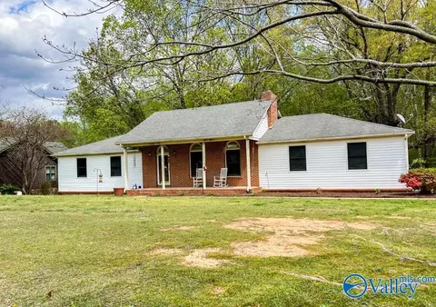 45 Mountain Brook Dr, Trinity, AL 35673 photo 2