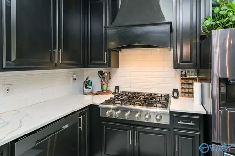 Kitchen - 6325 County Road 214, Trinity, AL 35673 photo 4 of 4