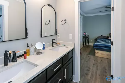 Bath - 6325 County Road 214, Trinity, AL 35673 photo 5 of 8