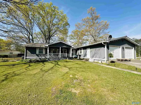 2 Oakview Ct, Centre, AL 35960 photo 2