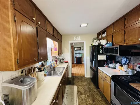 2 Oakview Ct, Centre, AL 35960 photo 5