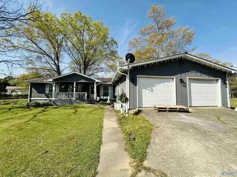 2 Oakview Ct, Centre, AL 35960 photo 1