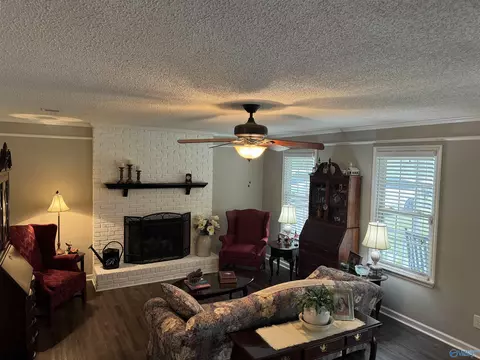 1803 Apache Dr, Albertville, AL 35950 photo 3