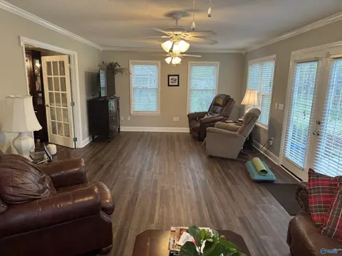 1803 Apache Dr, Albertville, AL 35950 photo 8