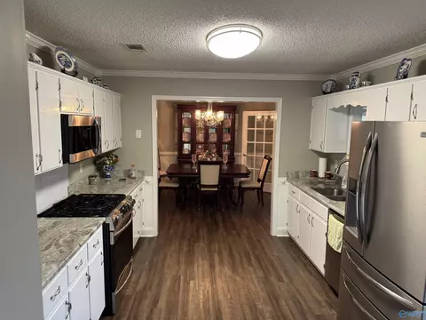 1803 Apache Dr, Albertville, AL 35950 photo 7