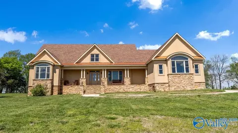 190 Overlook Dr, Section, AL 35771 photo 1