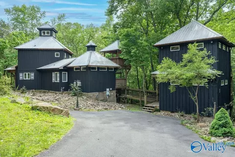 307 Bear Creek Rd, Fort Payne, AL 35967