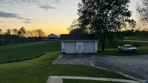28263 Easter Ferry Rd, Lester, AL 35647 photo 3