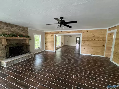 Living - 664 Hunt Rd, Arab, AL 35016 photo 2 of 2