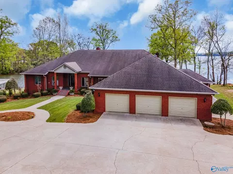 658 Saddlebrook Dr, Killen, AL 35645 photo 26