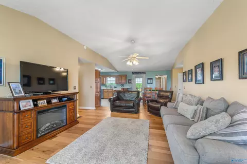 787 County Road 152, Section, AL 35771 photo 10