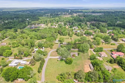 View/Area - 399 3rd Ave, Grant, AL 35747 photo 1 of 4