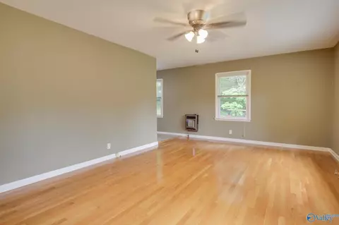 358 N Greenway Dr, Trinity, AL 35673 photo 7
