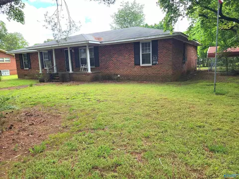 123 Sally Ln, Madison, AL 35758 photo 3