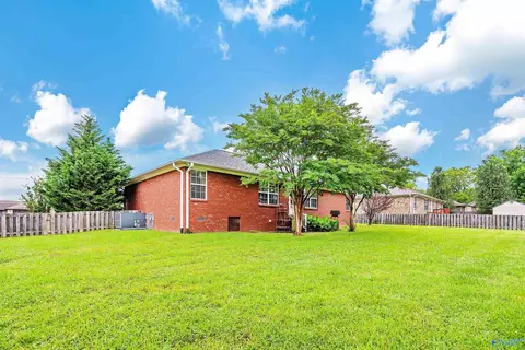 18202 E Limestone Rd, Athens, AL 35611 photo 16