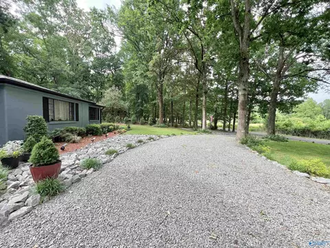 245 Tin Top Rd, Grant, AL 35747 photo 8