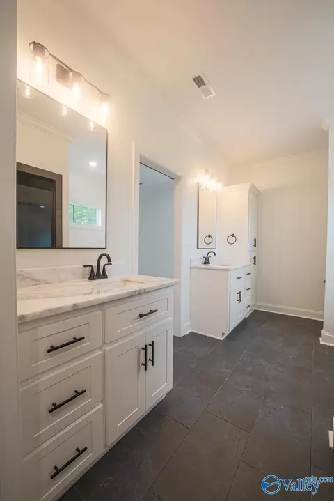 441 Cottontail Trl, Killen, AL 35645 photo 8