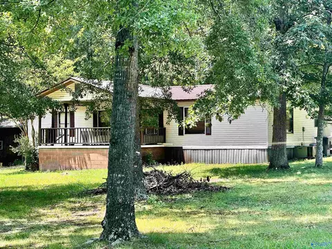 4610 Westbrook Dr, Cedar Bluff, AL 35959 photo 2