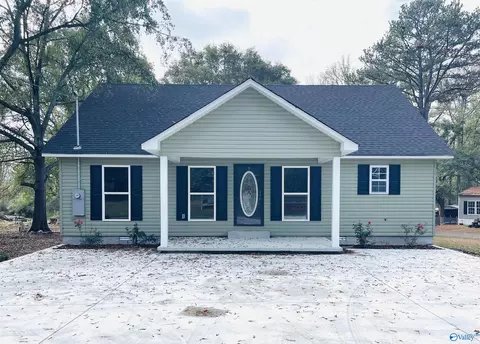 100 Lindsey Rd, Horton, AL 35980