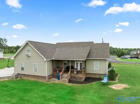 151 Lashae Loop, Grant, AL 35747 photo 5