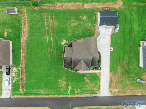 151 Lashae Loop, Grant, AL 35747 photo 8