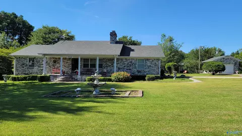 5766 Hwy 55, Eva, AL 35621