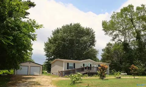 103 Park Rd, Dutton, AL 35744 photo 1