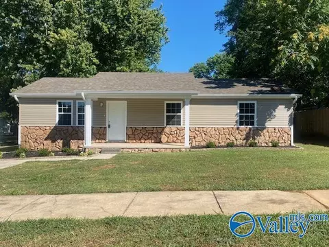 2311 E 14th Ave, Sheffield, AL 35660 photo 1