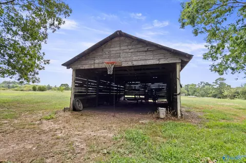 653 Embassy Dr, Arab, AL 35016 photo 7