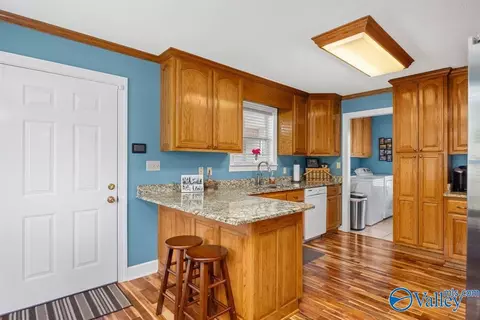 1038 Waters Edge Dr, Florence, AL 35634 photo 13