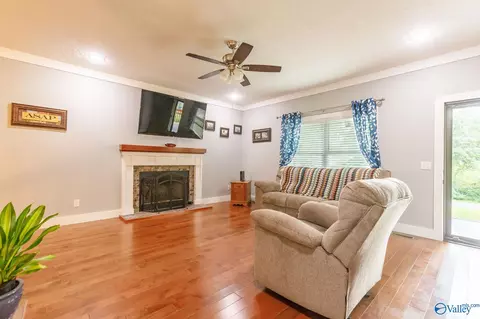 1102 Pineview Ave, Glencoe, AL 35905 photo 6