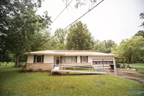 134 Brentwood Dr, Gadsden, AL 35901