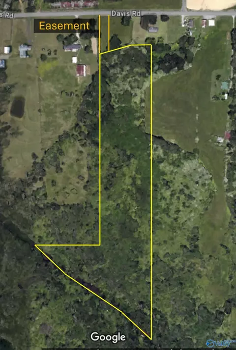 1114 Davis Rd, Albertville, AL 35951