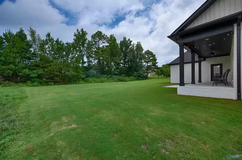 20117 Executive Dr, Tanner, AL 35671 photo 10