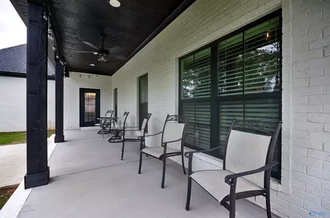 20117 Executive Dr, Tanner, AL 35671 photo 9