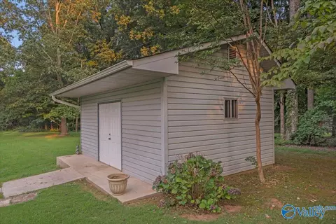 1604 E Forrest St, Athens, AL 35613 photo 12