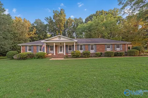 1604 E Forrest St, Athens, AL 35613 photo 2
