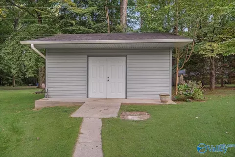 1604 E Forrest St, Athens, AL 35613 photo 13