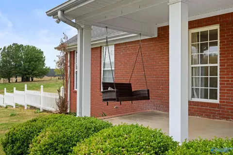 222 County Road 415, Killen, AL 35645 photo 5