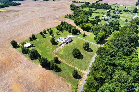 222 County Road 415, Killen, AL 35645 photo 3