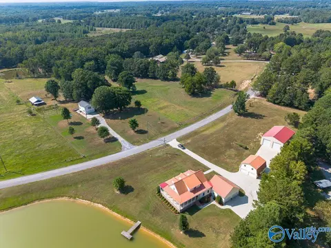 4482 County Road 327, Trinity, AL 35673 photo 4