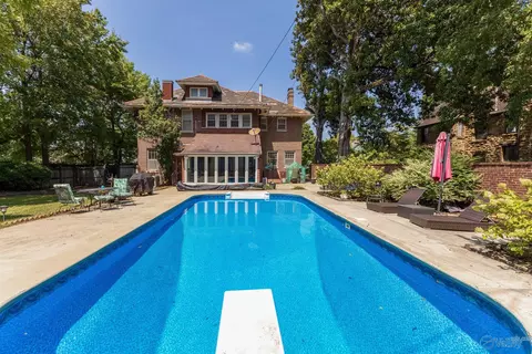 615 Grant St, Decatur, AL 35601