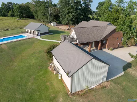 8351 County Road 38, Section, AL 35771 photo 2