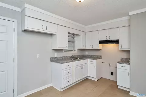 7560 Simpson Point Rd, Grant, AL 35747 photo 11