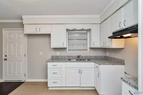 7560 Simpson Point Rd, Grant, AL 35747 photo 12