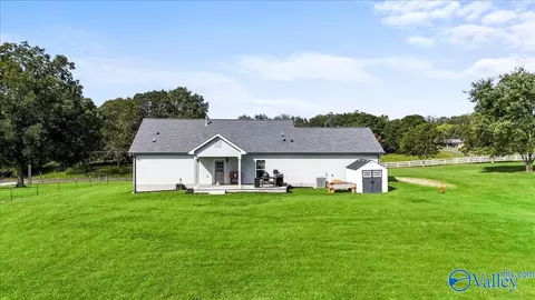 750 Baldwin Dr, Arab, AL 35016 photo 5