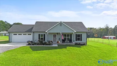 750 Baldwin Dr, Arab, AL 35016 photo 3